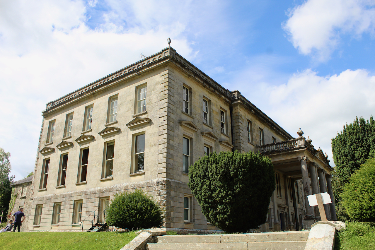 Top 5 Features That Make The Clone Conservatory Stand Out